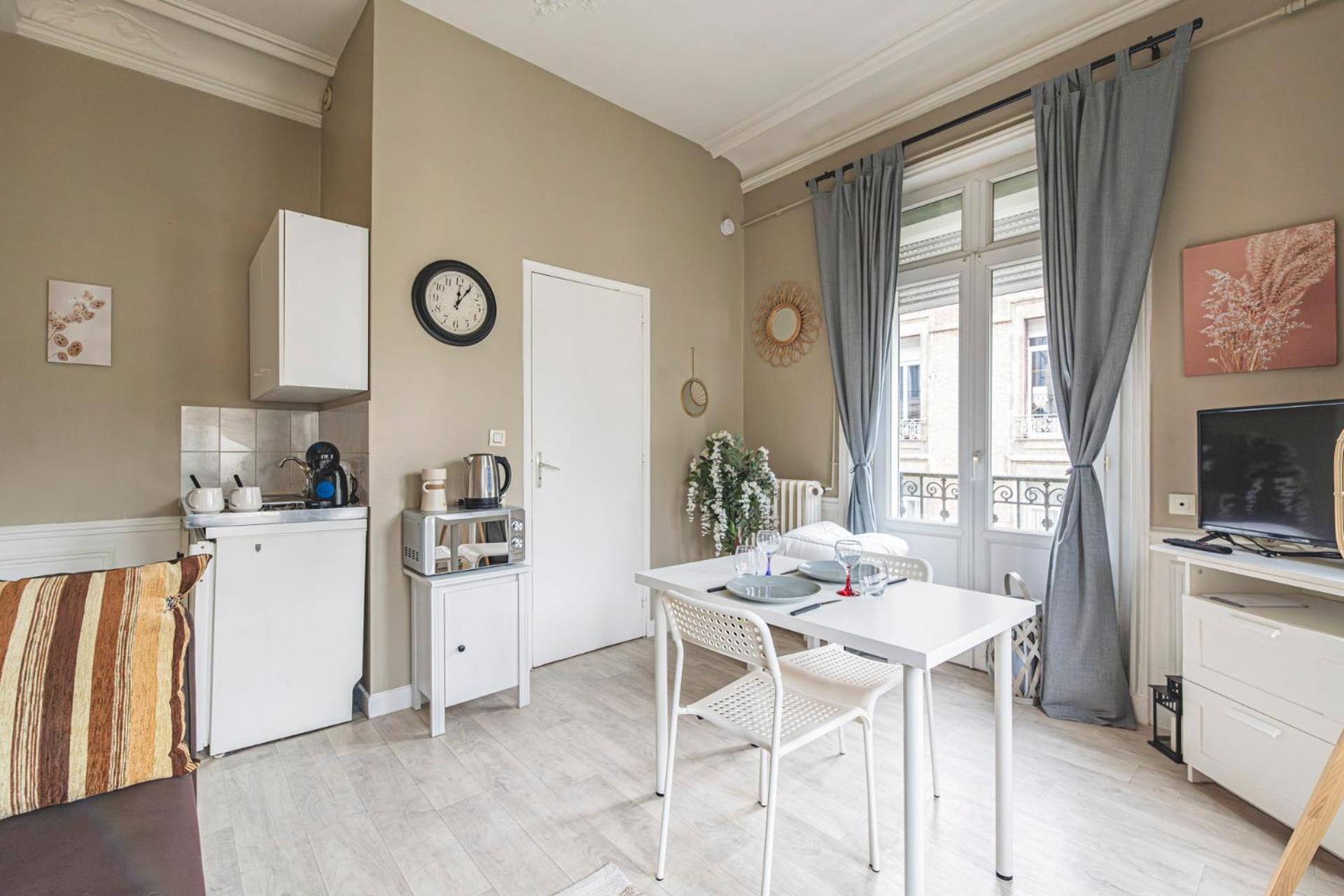Taittinger 511 Apartamento Reims Exterior foto